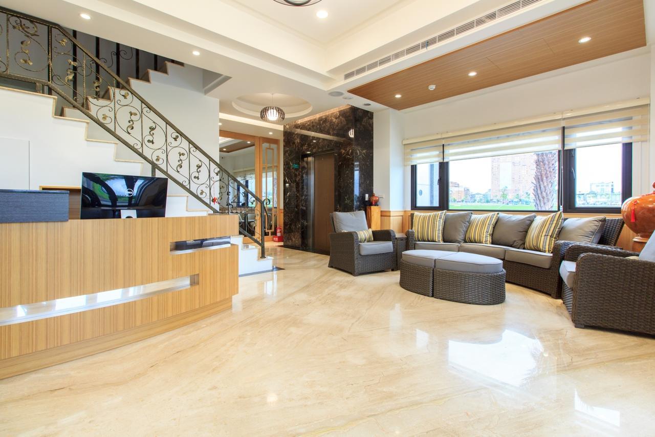 Urban Oasis Inn Luodong Esterno foto